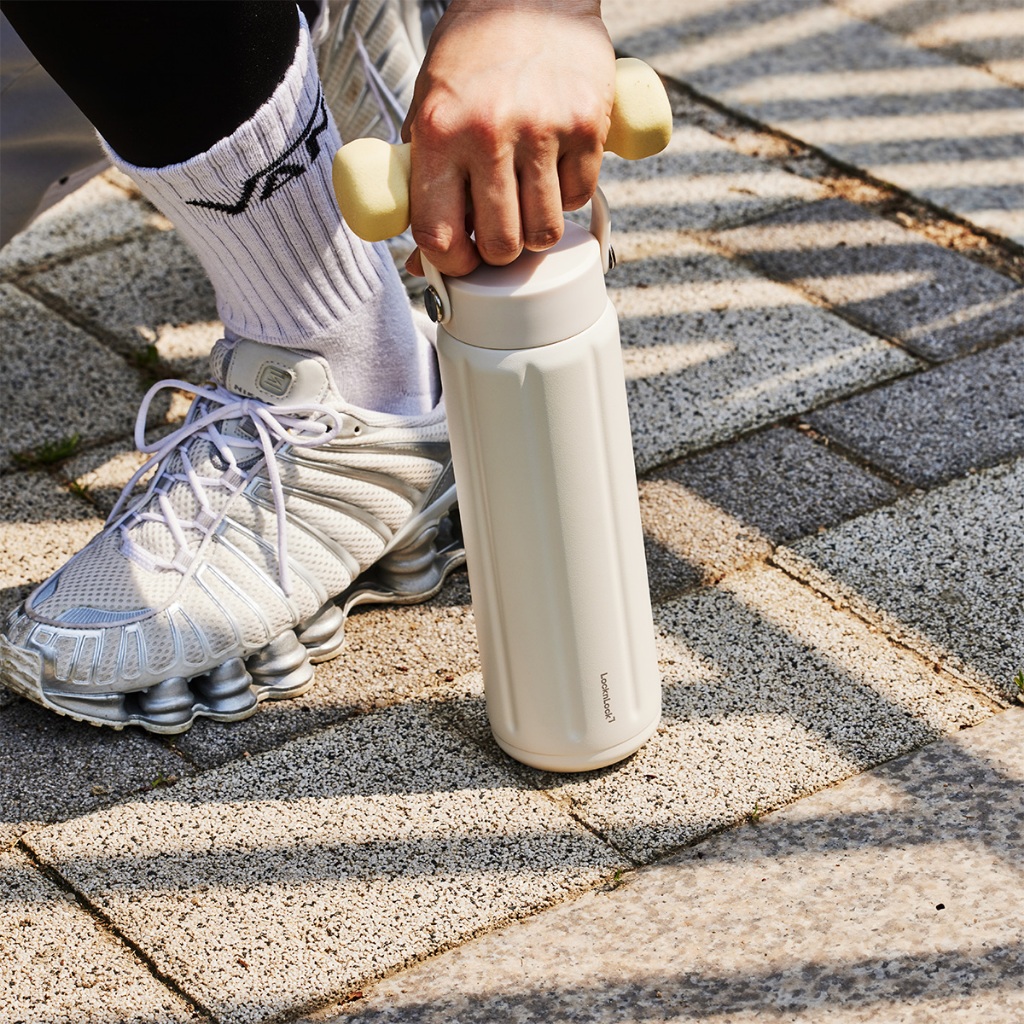 Bình Giữ Nhiệt LocknLock SLO Ultralight Tumbler LHC4427 Dung Tích 630ml, 3 Màu, Quai Xách - K-MALL