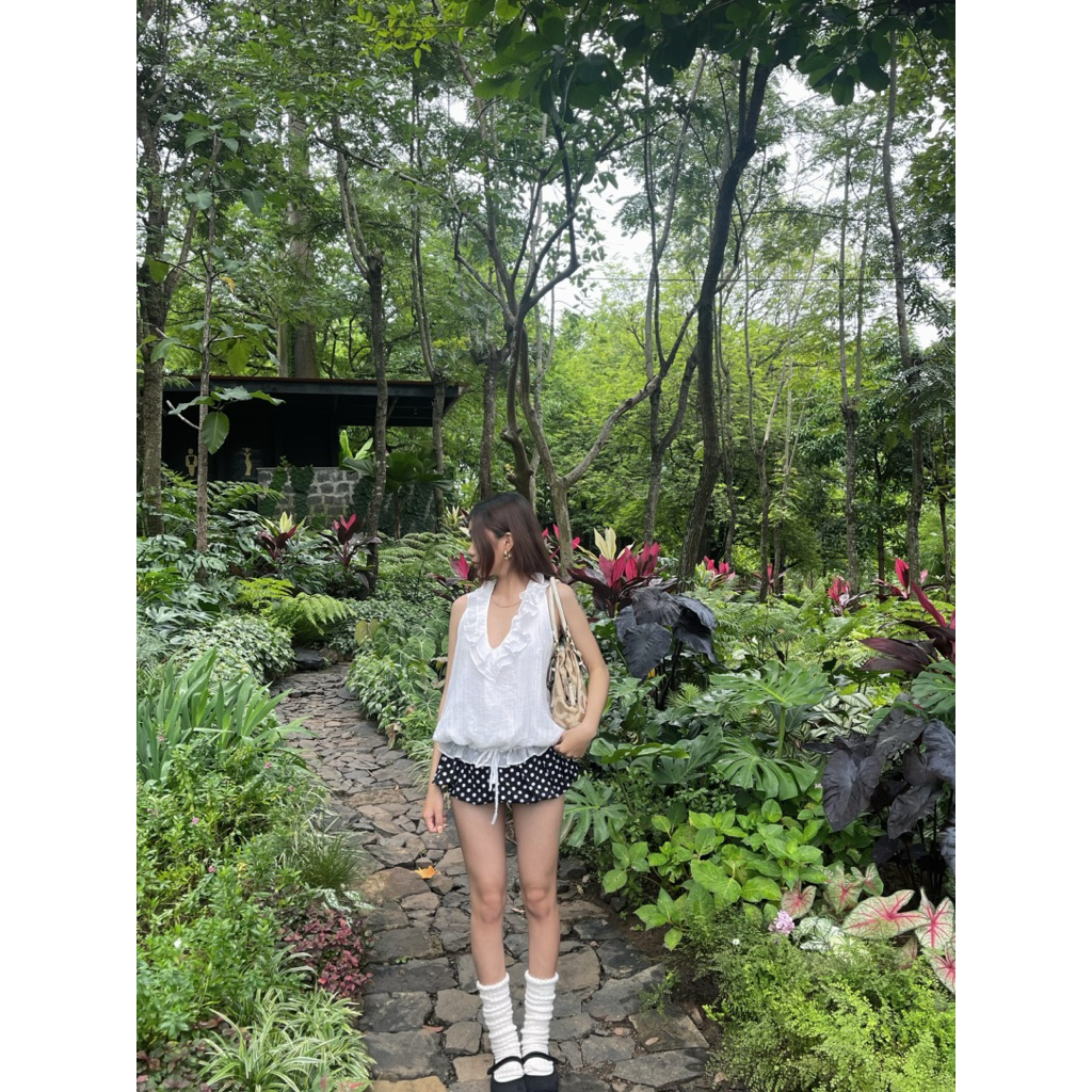 ÁO CỔ SẺ NHÚN BÈO SLAY ÁO ĐƯỢC THIẾT KẾ DÂY RÚT NHÚN Ở EO CÓ THỂ ĐIỀU CHỈNH ĐƯỢC THEO SỐ( ĐO V2).