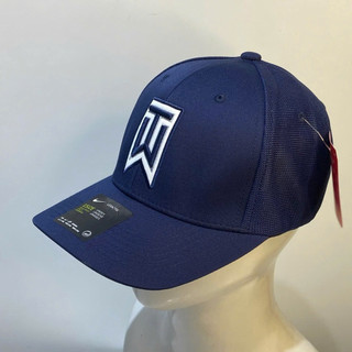 mũ golf 3 màu đen ,xanh , trắng