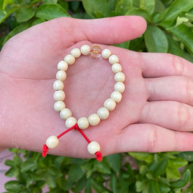 Vòng Tay Gỗ Dâu Tằm trắng mix đá Omani mang Bình An May Mắn cho bé