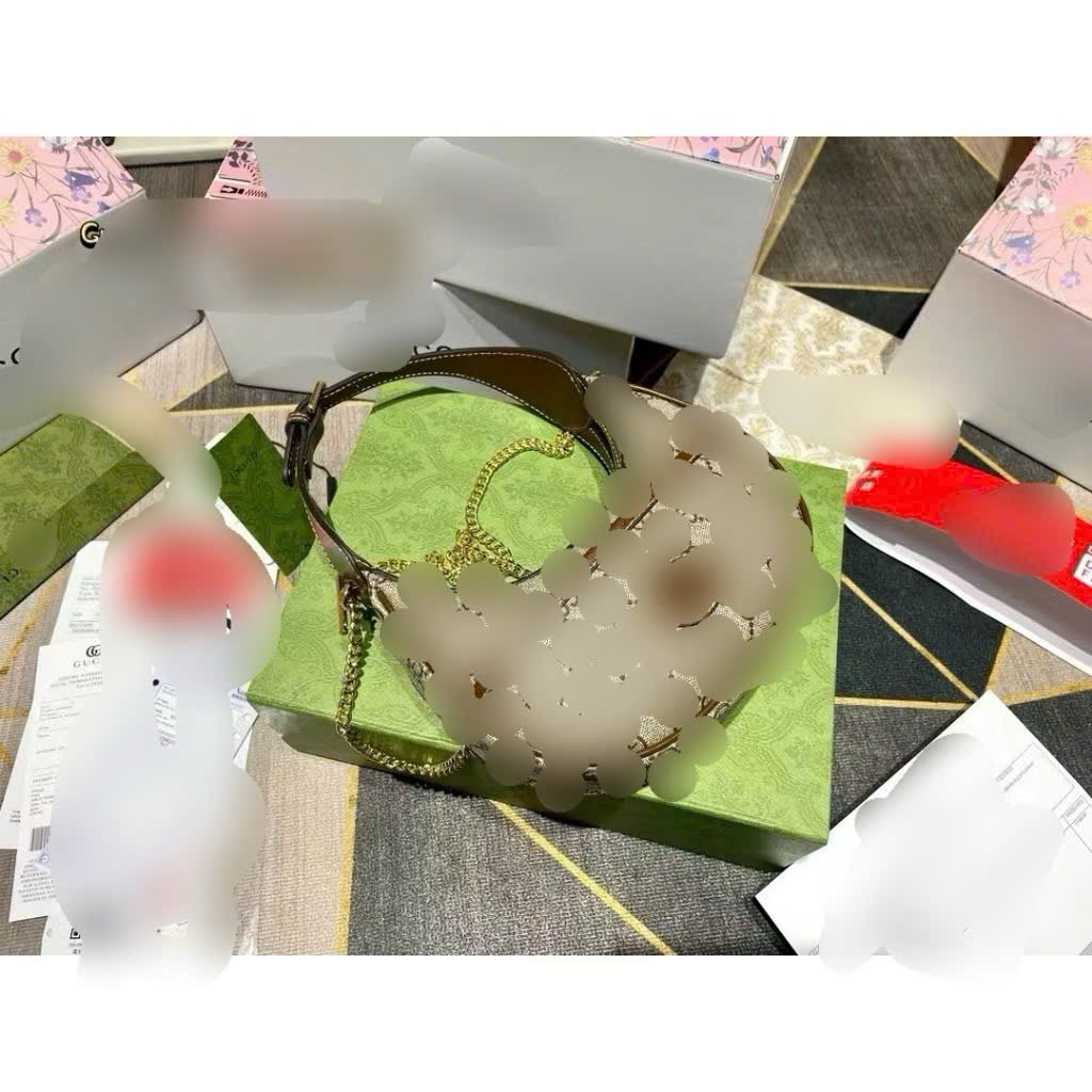 (Full-Box) Túi xách kẹp nách size 21cm tặng kèm dây xích đeo chéo sang chảnh