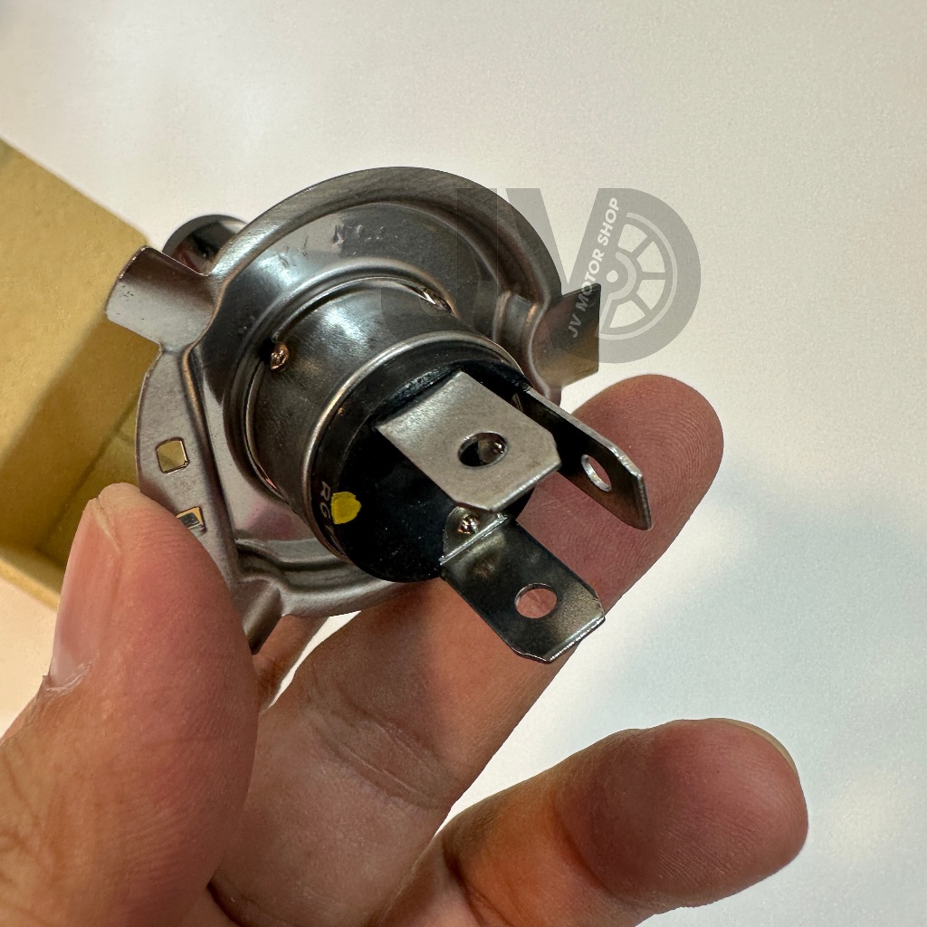 Bóng đèn pha 3 chấu, gắn xe WAVE/ AB/ VISION/ LEAD sử dụng bóng Halogen (dây tóc) - dễ lắp đặt