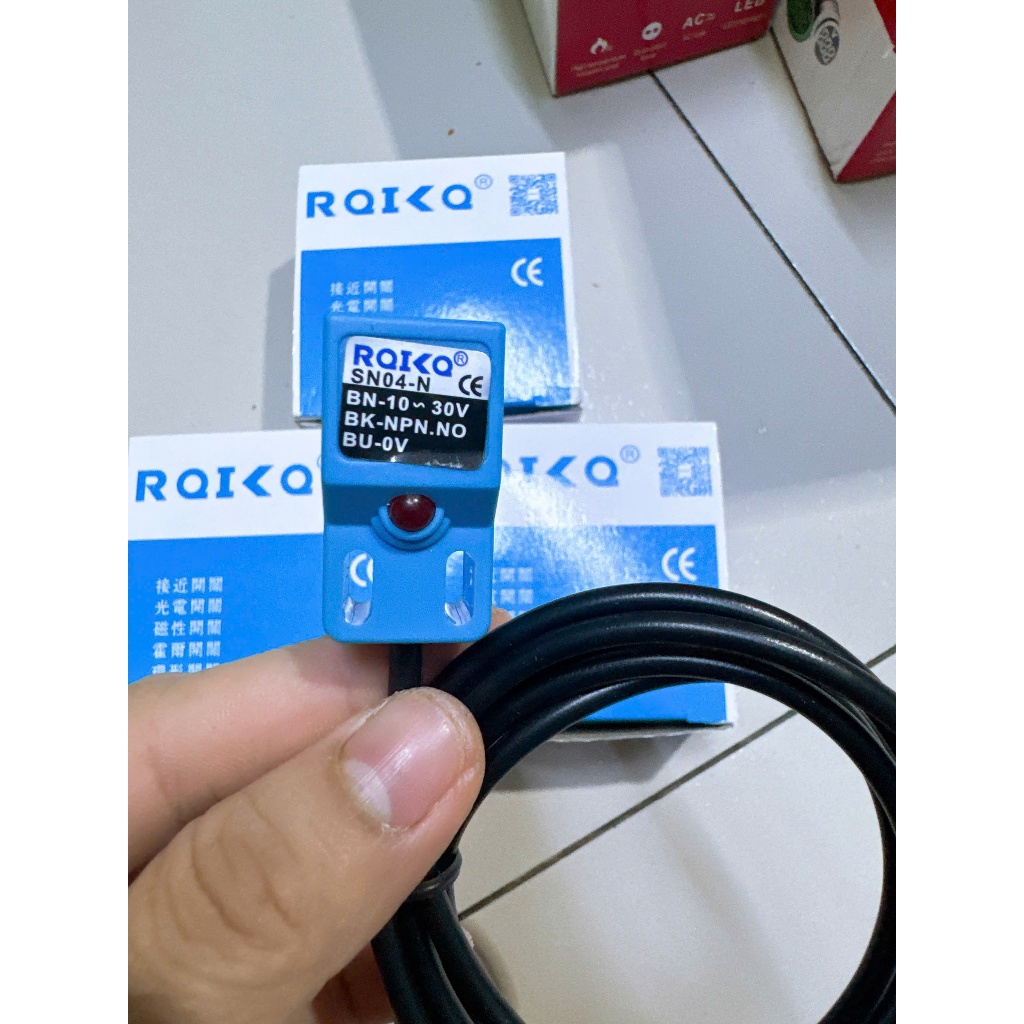 Cảm biến tiệm cận ROKO SN04,cảm biến kim loại tiệm cận, cảm biến quang ...