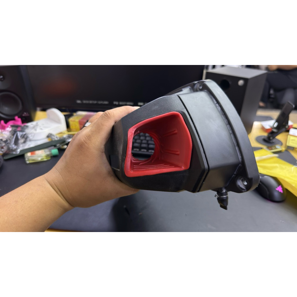 Mũi heo độ Sh350 Ver 2(Ngẫu Nhiên Màu Đỏ Hoặc Đen)