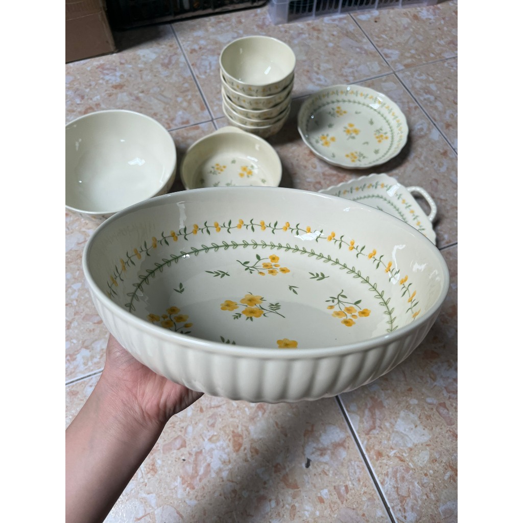 Bộ bát đĩa ăn cơm HOA CÚC VÀNG, bát đĩa gốm sứ mai vàng sang trọng cho gia đình phong cách Vintage