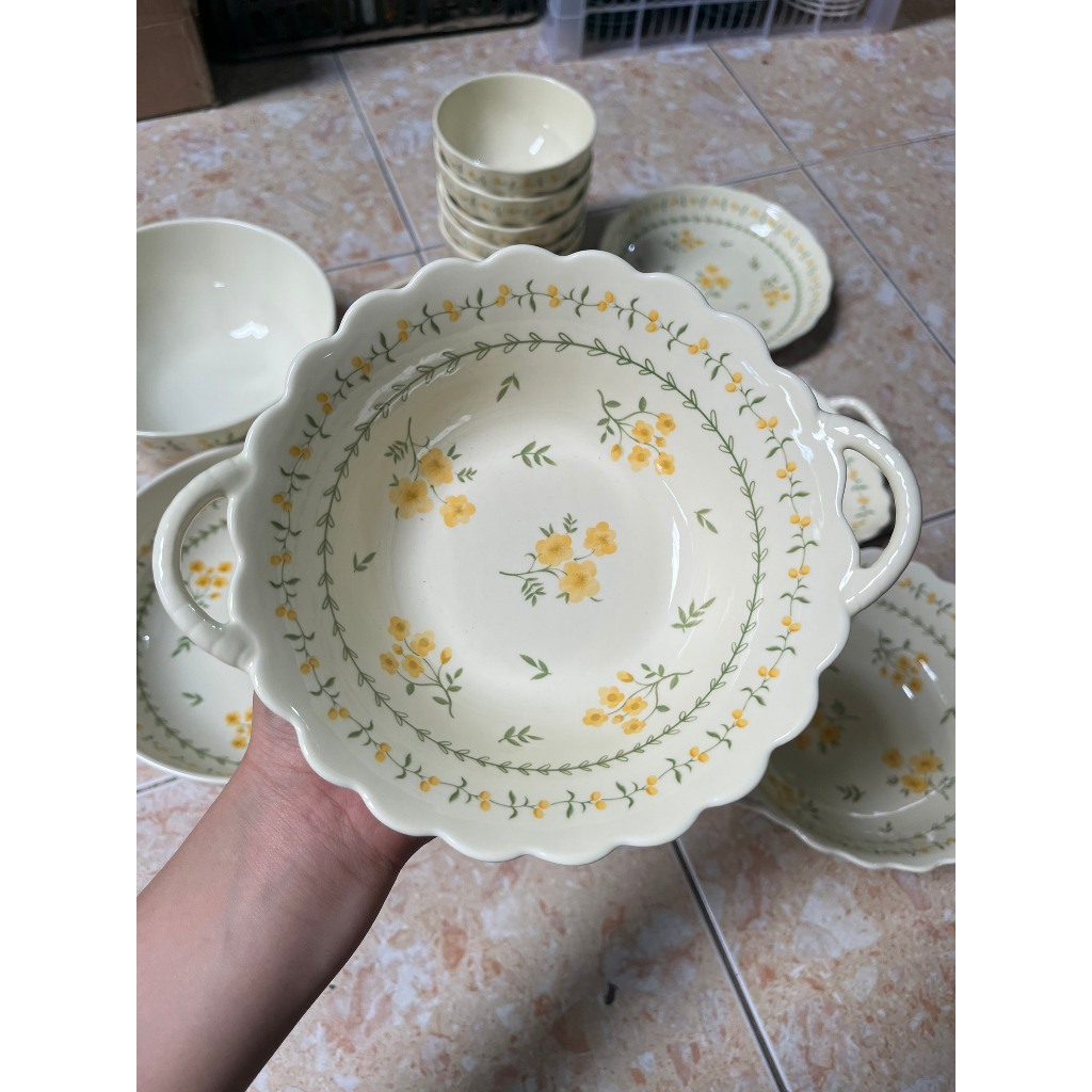 Bộ bát đĩa ăn cơm HOA CÚC VÀNG, bát đĩa gốm sứ mai vàng sang trọng cho gia đình phong cách Vintage