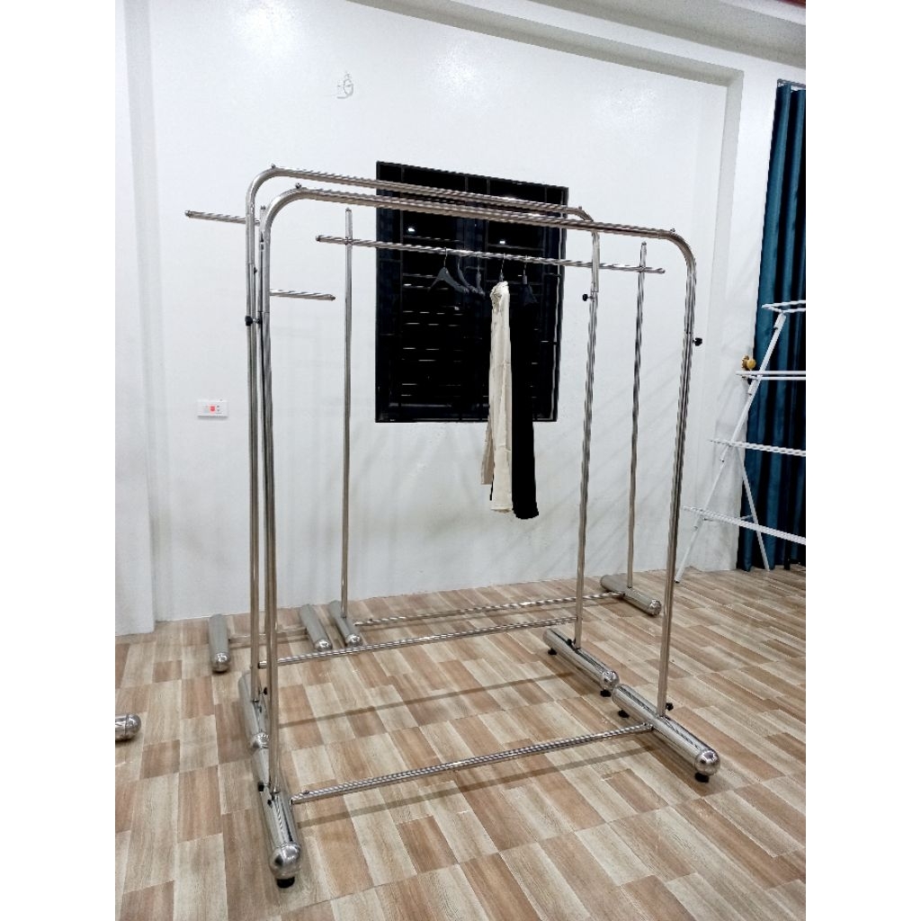 Sào Treo Quần Áo INOX Chân To Thanh Treo Cong Siêu Chắc Chắn | Shopee ...