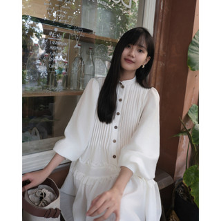 WHITE BY NHI - Đầm babydoll xếp ly tay phồng - Sirimiri Dress