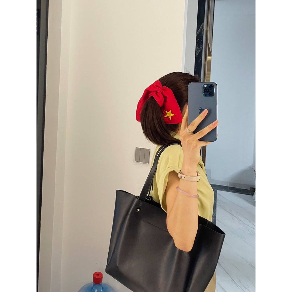 Scrunchie vuông hàng đẹp, phụ kiện buộc tóc cờ đỏ sao vàng ngôi sao thêu, phối khăn cờ đỏ sao vàng