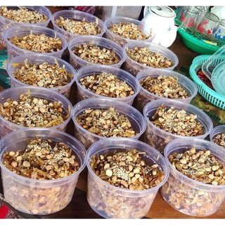 Chuối ngào gừng đậu phộng đặc sản miền Tây - Chuối dẻo thơm, vị gừng cay nhẹ, ngon khó cưỡng