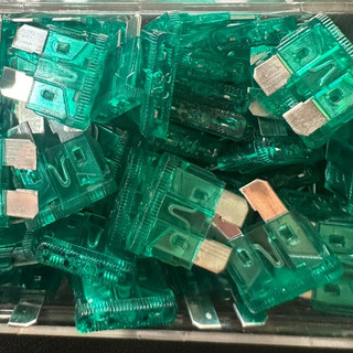 [HCM-hình thật] Bộ cầu chì ghim nhỏ + lớn + tròn cho xe 10A 15A 20A 25A 30A (  giá bán 5 cái)