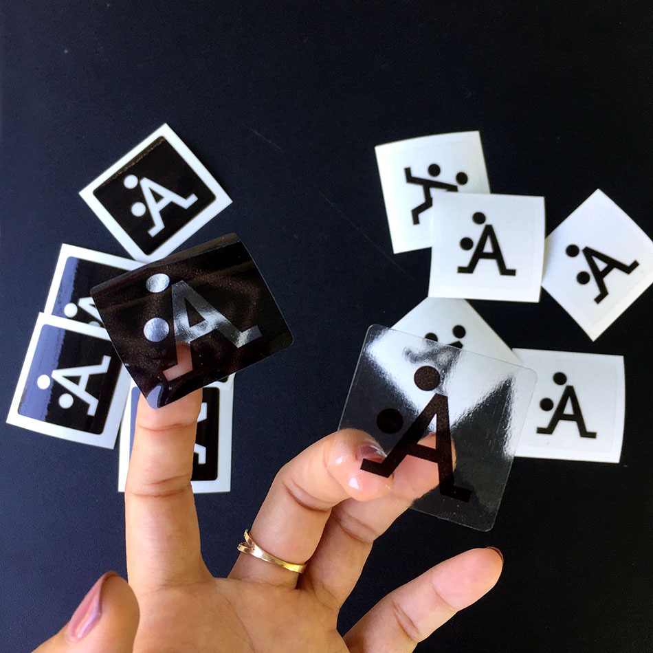 Combo 4 logo chữ AA [4 x 4cm] bựa nhân trong suốt xuyên thấu. Decal cao cấp chống nước không bay màu
