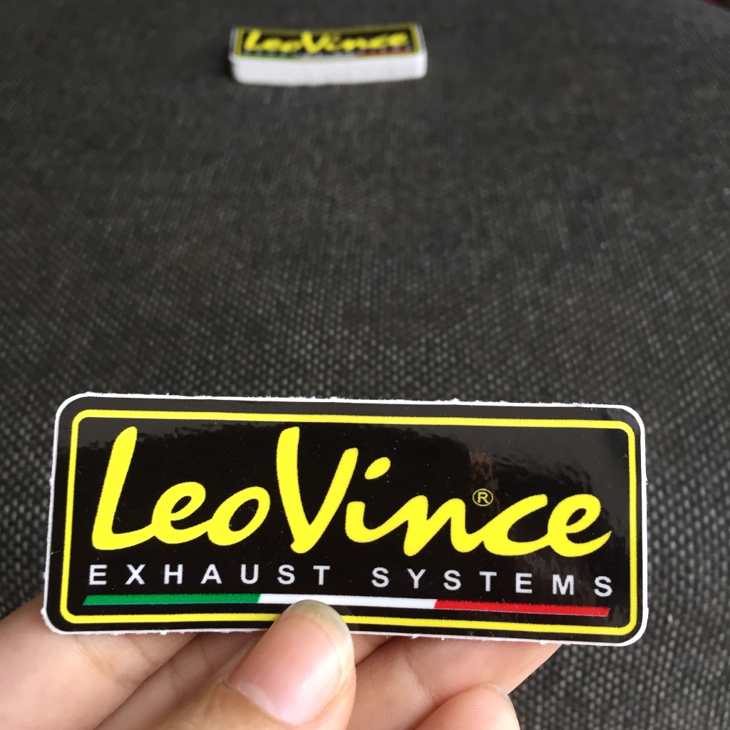 LEOVINCE nền đen[7.5x3cm] decal cao cấp chống nước, sắc nét, bền màu, dính chặt. Hình dán logo trang trí mọi nơi