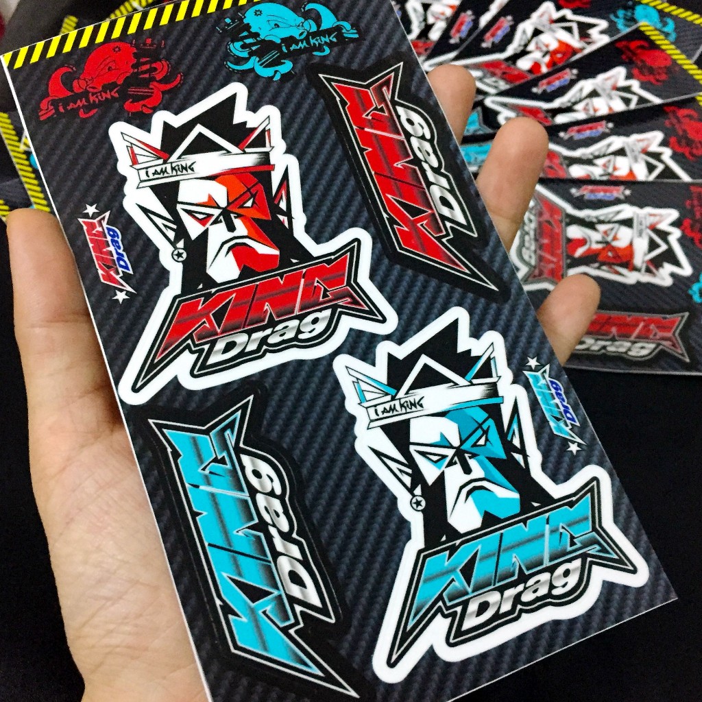 Bộ hình dán logo King Drag xanh đỏ. Decal cao cấp chống nước, sắc nét, bền màu, dính chặt. In theo yêu cầu