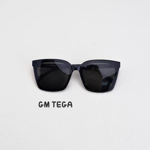 Kính Mát Gentle Monster Tega Màu Đen