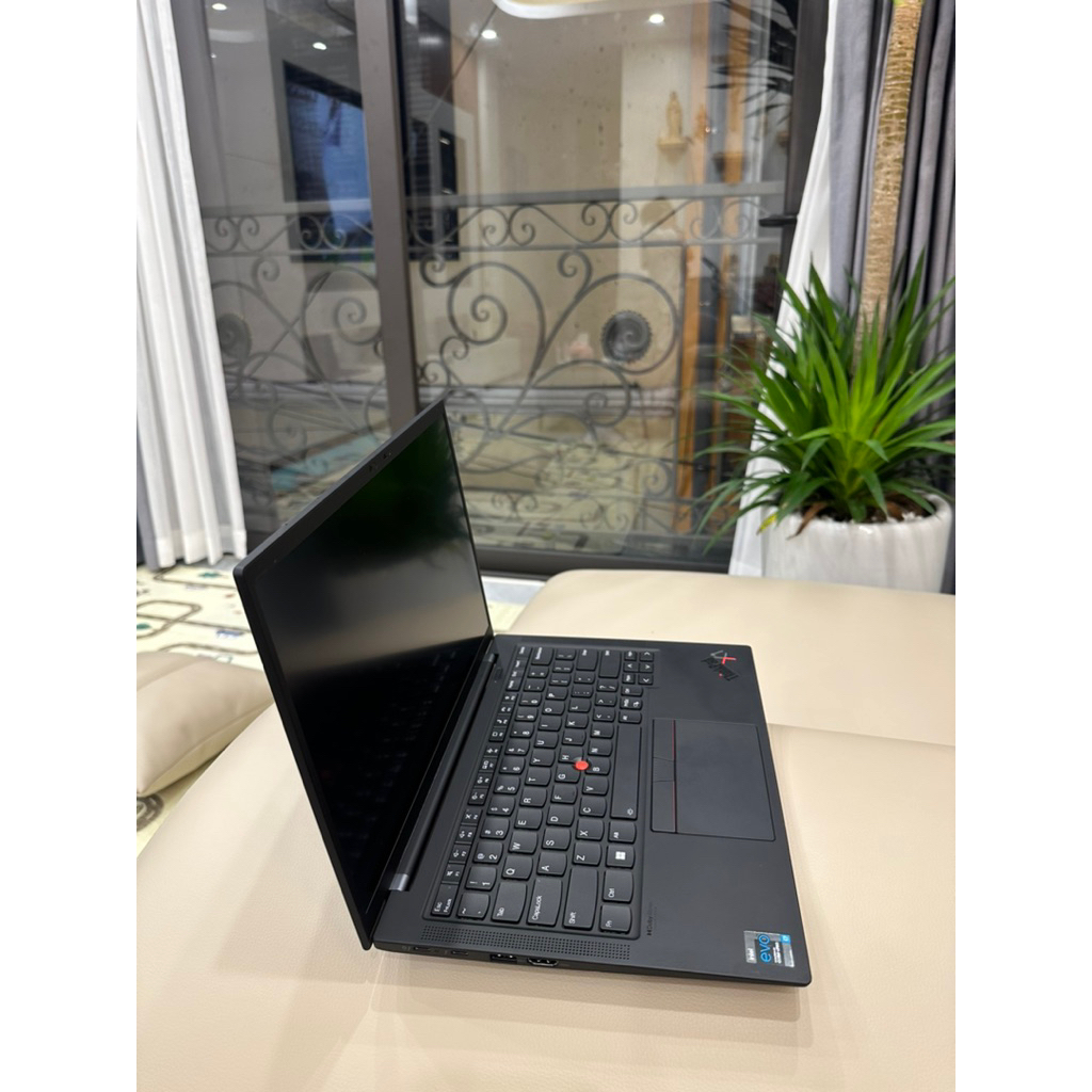 Laptop Thinkpad X1 Carbon Gen 9 i7-1185G7/ Ram 16Gb/ SSD 512GB NVME/ Màn 14.0" FHD+ | BigBuy360 - bigbuy360.vn