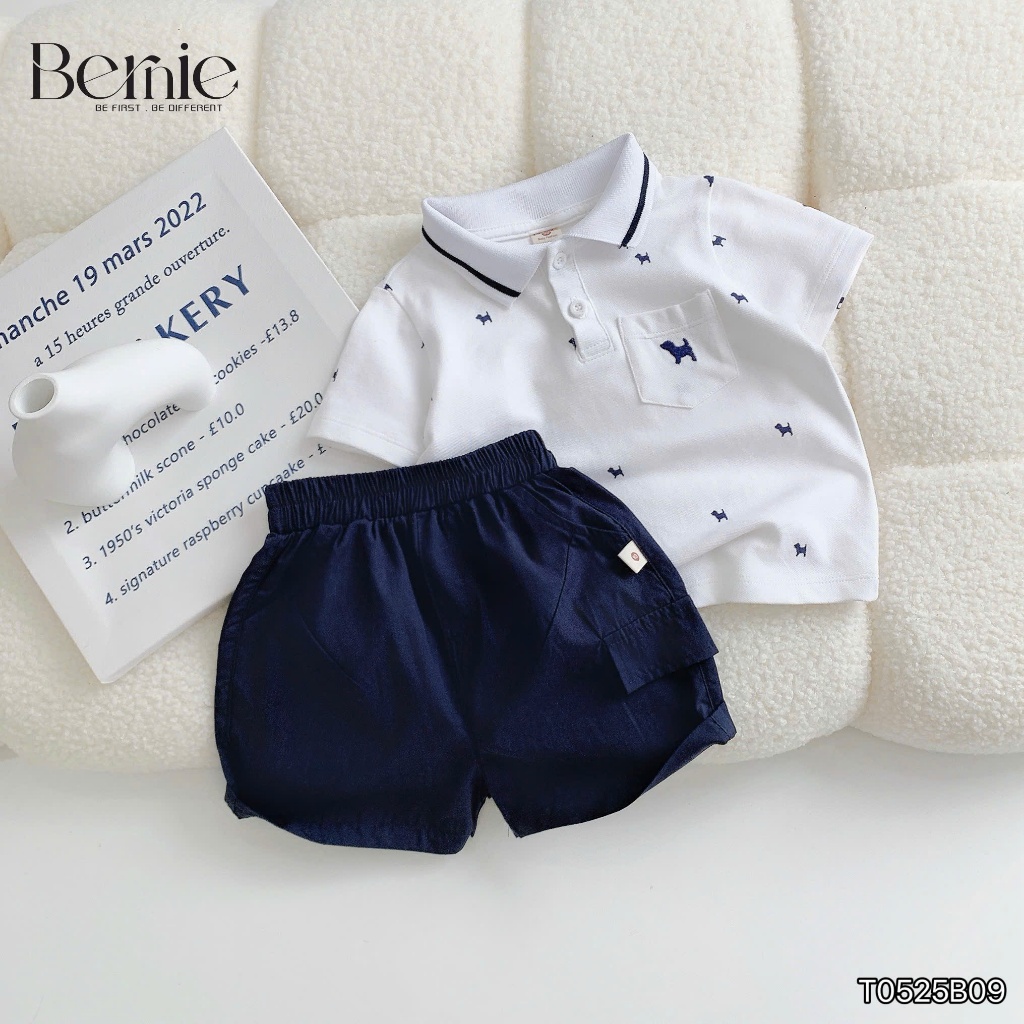 Bộ polo in tràn hoạ tiết puster, set bộ polo bé trai phối quần kaki cá tính T0525B09