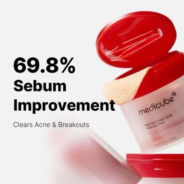 Toner pad dưỡng sáng giảm dầu mụn Medicube 70pad/Red Succinic Acid Peeling Pad
