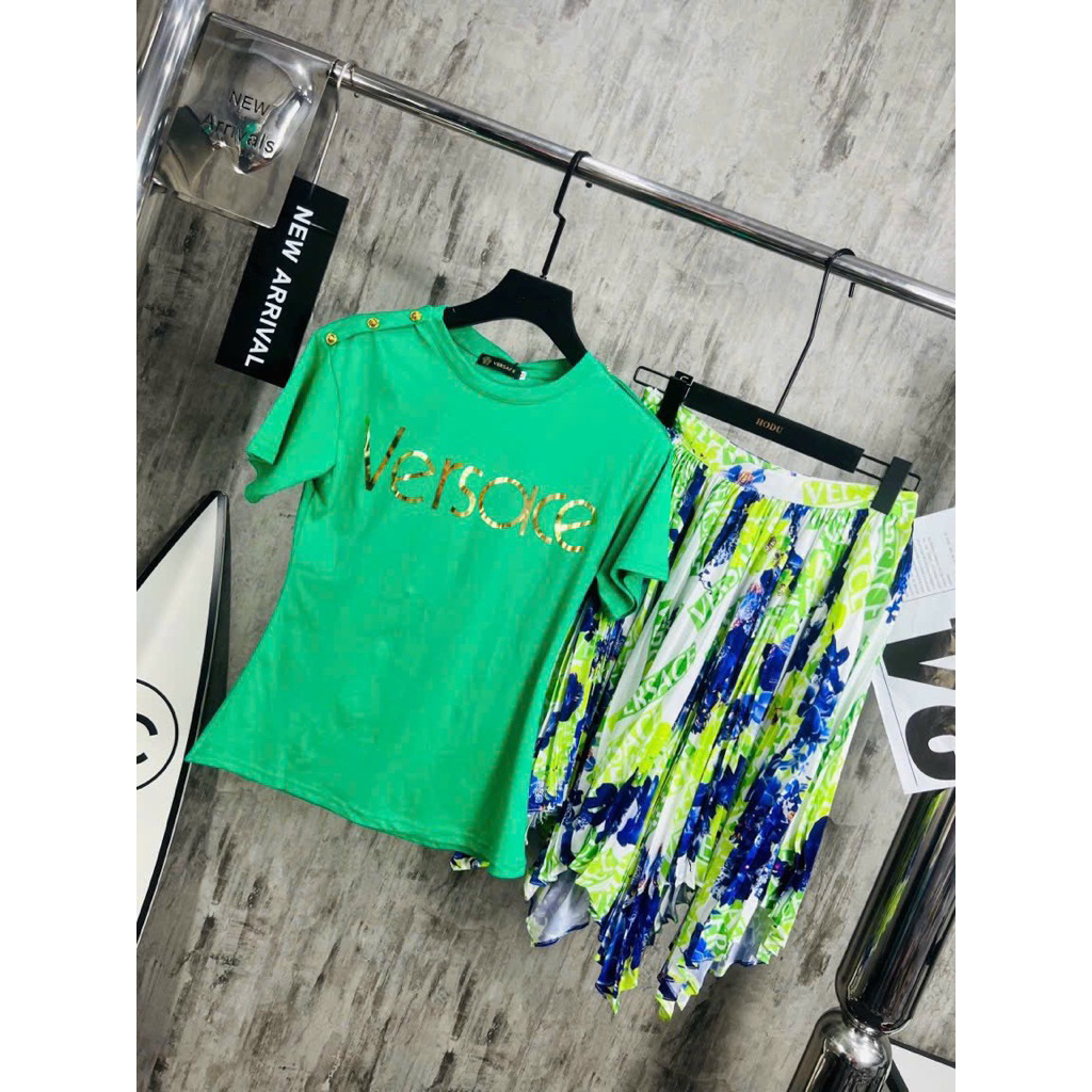 Áo thun ôm body chữ Versace nhiều màu