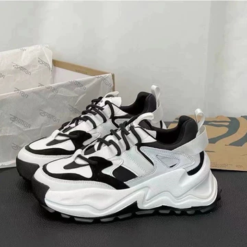 Running shoes
