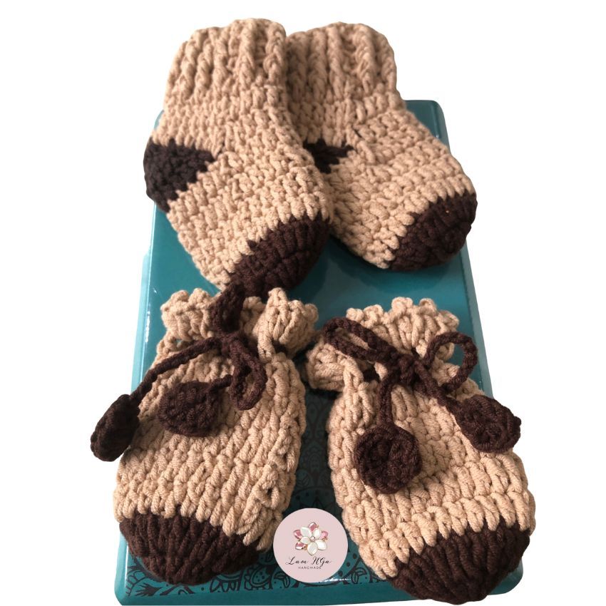 Bao Tay & Vớ Len Milk Cotton Giữ Ấm cho bé 0 - 3 tháng tuổi - Lamngahandmade