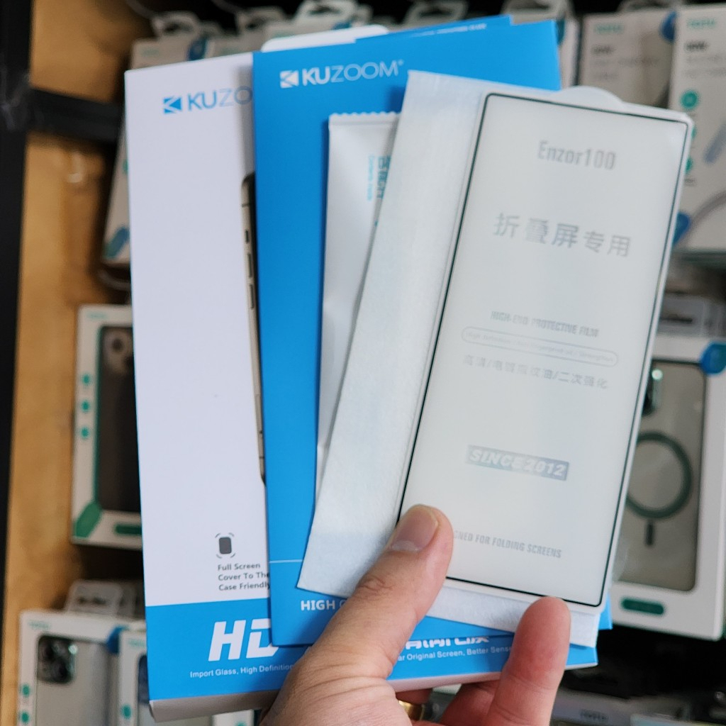 Kính cường lực Kuzoom trong suốt full màn cho Samsung Z Fold / Z Flip 3 4 5 6 7 hạn chế vân tay