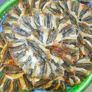 500g Khô Cá Chỉ Vàng Miếng Nguyên – Dạng Mặn Nhẹ, Dễ Chiên/Nướng