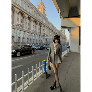 Set áo khoác dạ blazer cổ phối nơ chiết eo tà nhún kết hợp quần đùi bèo ren phong cách tiểu thư sang chảnh