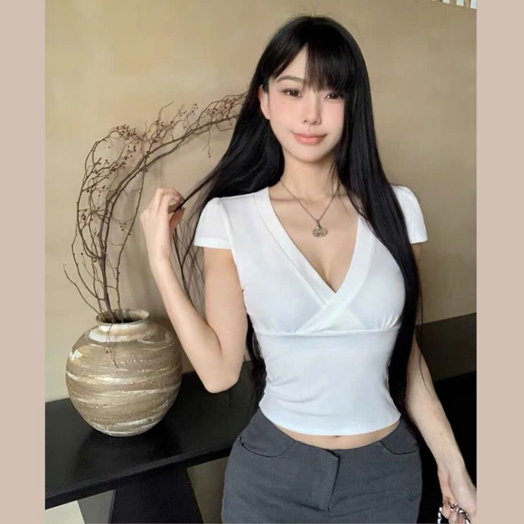 Áo thun tay ngắn ôm sát body Sicily  cổ V chéo tay nhí ATCN701