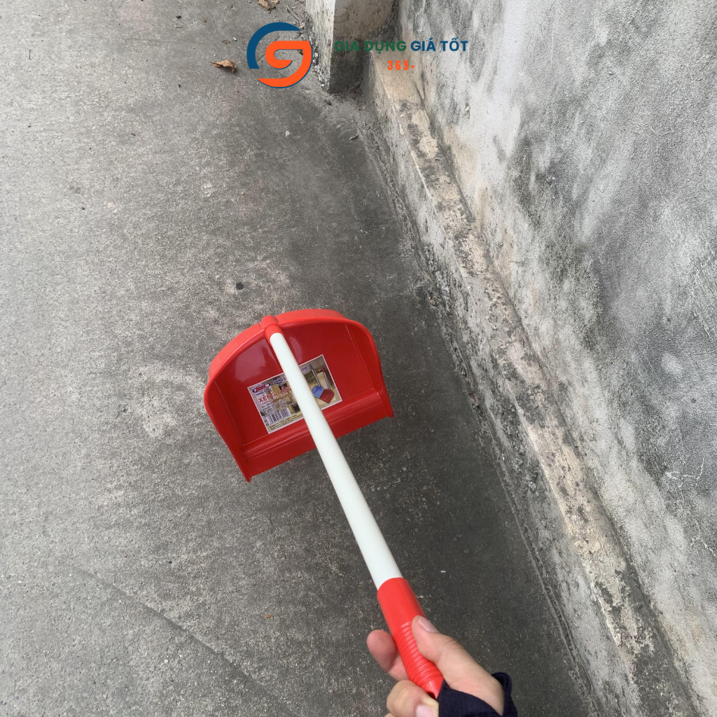 Xẻng hót rác cán dài 76cm bằng nhựa Song Long, hót rác không cúi, nhẹ tay, siêu bền