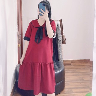 Váy bầu đỏ thiết kế đuôi cá cổ tim đính nơ đen