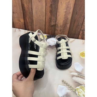 Sandal 7 phân đế bằng da sáp quai hậu khuy cài  DH8025