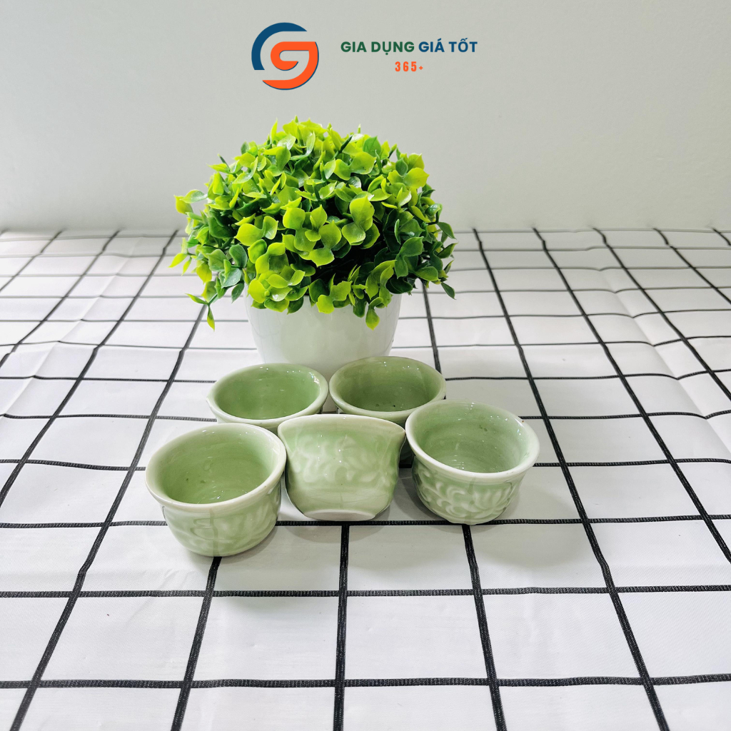 Combo 5,10 chén uống trà sứ men xanh - chén trà mini hoa văn chìm sang trọng