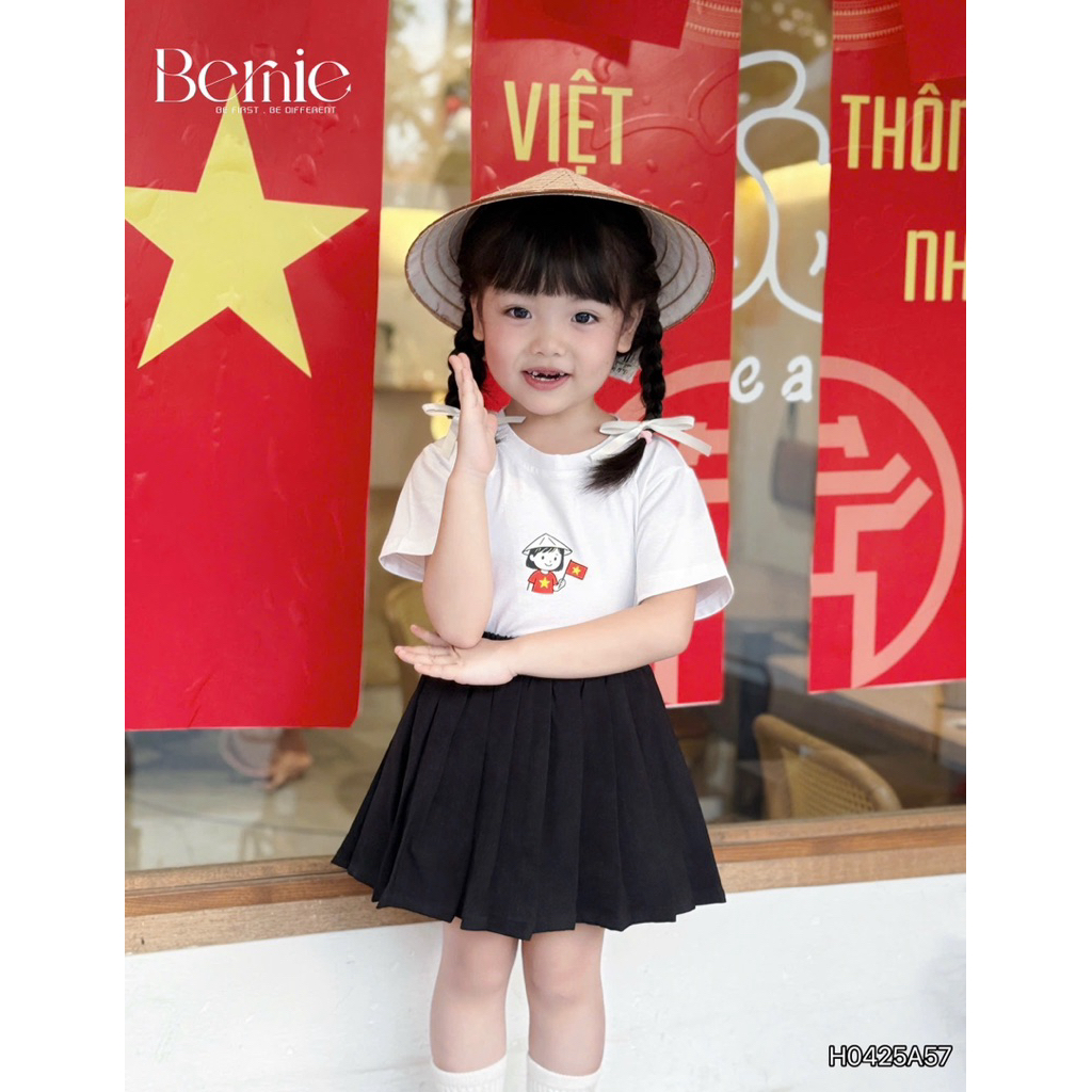 Áo Cotton Bé Trai Bé Gái In Hình Lá Cờ Việt Nam Bernie H0425A57 Size 80-130 (9-24kg)