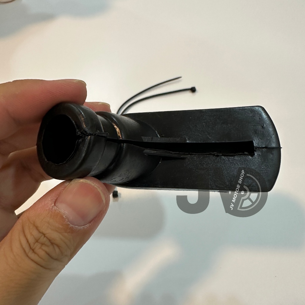 Cao Su Bọc Chân Chống Xe Máy – Chống Trượt, Bảo Vệ Sàn, Gắn Mọi Dòng Xe