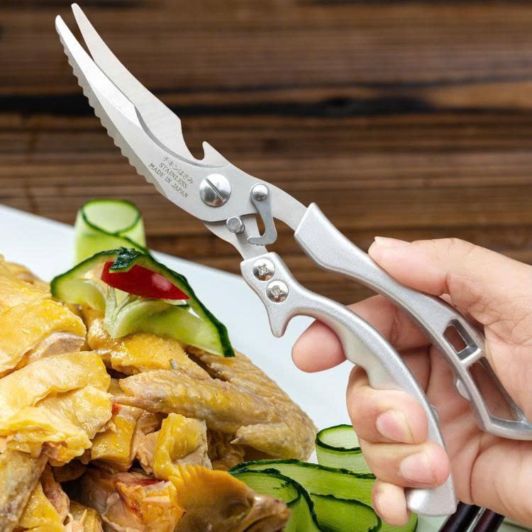 Kéo SK5 chuyên dụng cắt gà cao cấp sản xuất tại Japan bằng thép trắng ốp 3 lớp không gỉ