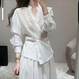 Áo sơ mi dài tay xoắn eo cổ V chất đũi mềm mát 247store Smdaitay2498