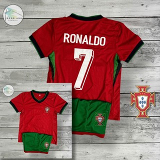 Bộ đồ bóng đá trẻ em Ronaldo Bồ Đào Nha 2024 | In sẵn tên số 7 | Vải mè mát | Size 18-50kg