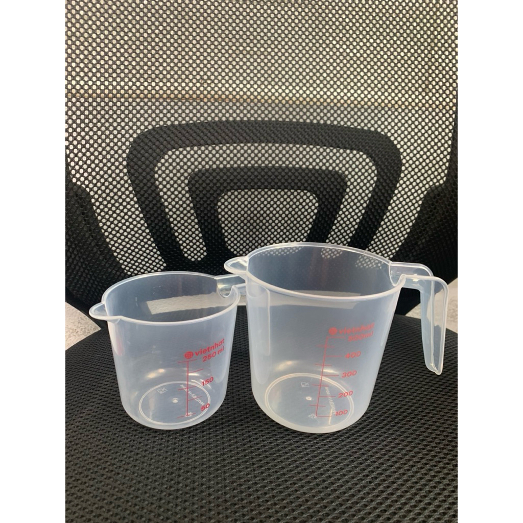 Cốc đong chia vạch 250ml / 500ml – Nhựa trong có tay cầm