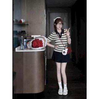 LT - Áo len cổ bẻ polo hoạ tiết kẻ sọc len mongtoghi fom ôm vừa free size 1122