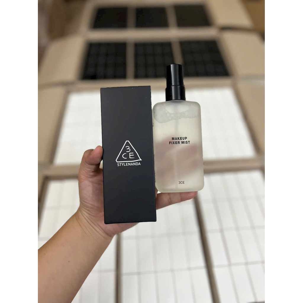 Xịt khóa makeup có nhũ-ko nhũ 3CE Stylenanda Makeup Fixer Mist – giữ lớp nền bền màu – căng bóng mướt nhẹ suốt ngày