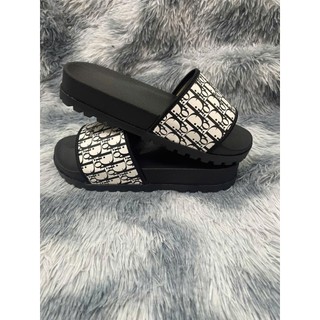 Dép Nam Quai Ngang Chữ Trắng - Dép nam boy phố tăng chiều Cao 3cm. Đế răng cưa chống trơn trượt