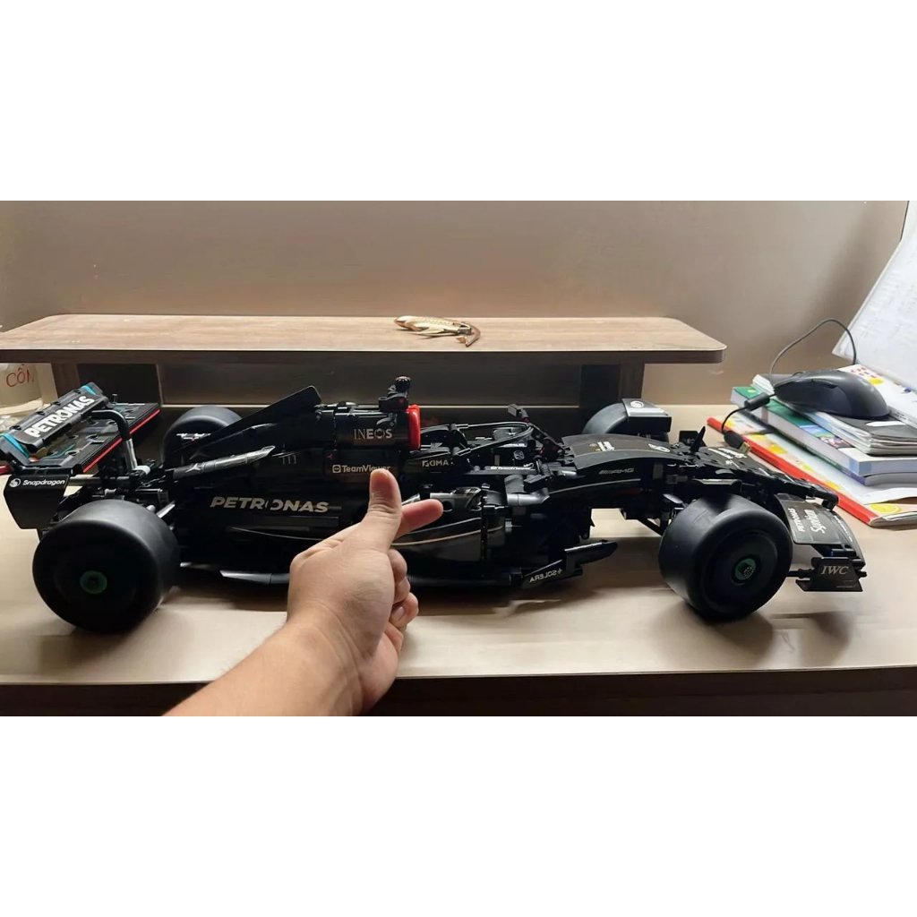 [Dài 65cm] Mô hình lắp ráp siêu xe đua Mec F1 Black tỉ lệ 1:8 với 1642 PCS Fullbox cao cấp ở TDSTECH