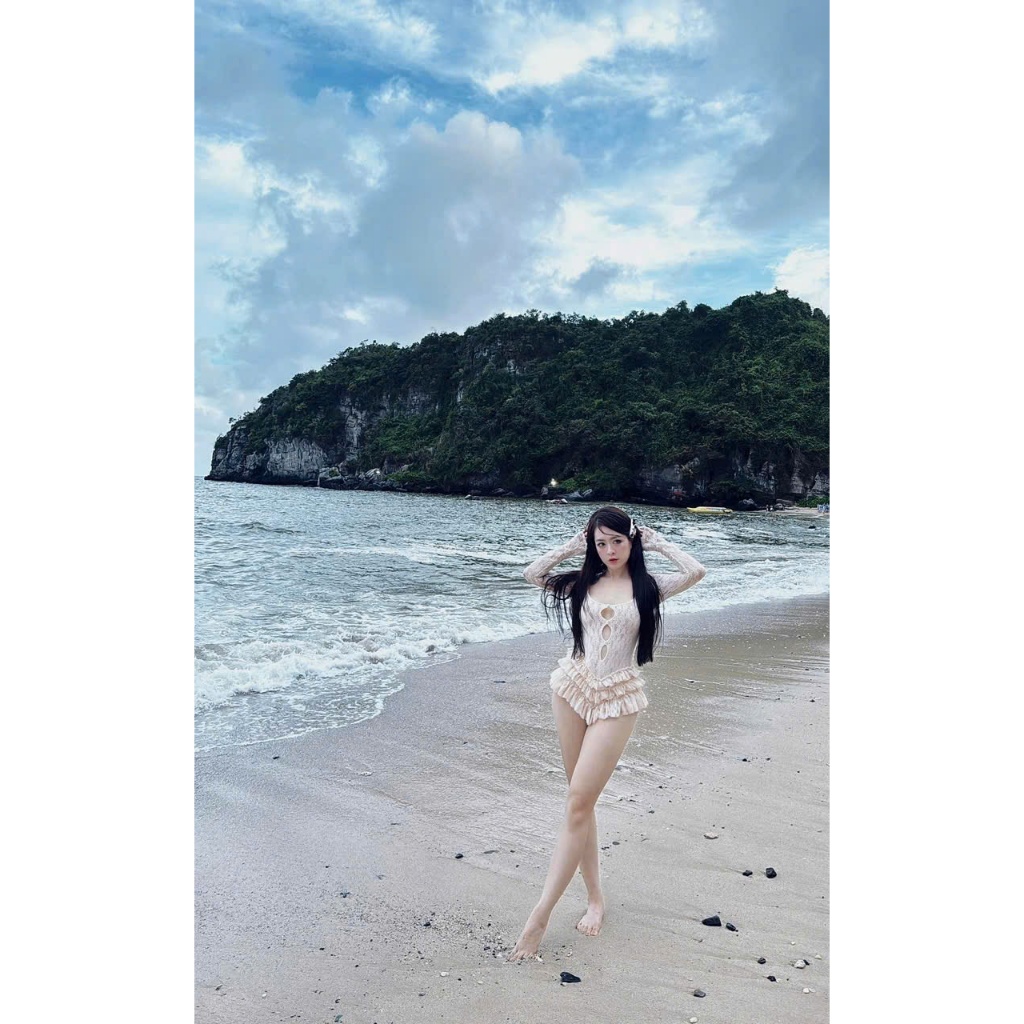 [Có Cúc] Đồ bơi đi biển BODYSUIT REN TAY DÀI vuông ôm sát body chân nhún bèo viền xếp tầng xinh xắn nhẹ nhàng [BKN 921]