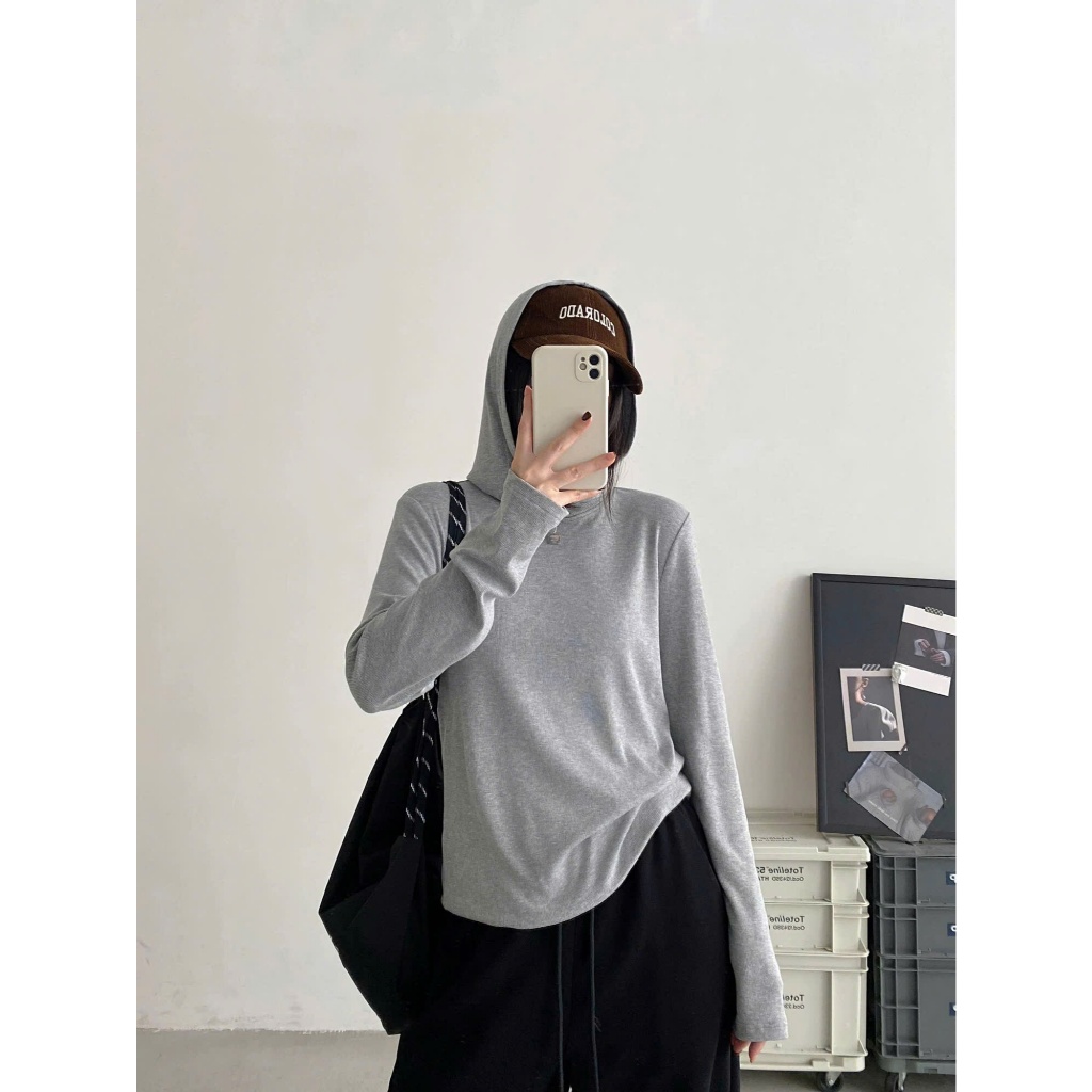 ÁO THUN TAY DÀI NỮ TRƠN CÓ NÓN ÔM  PHONG CÁCH TÔN DÁNG TD25 | BigBuy360 - bigbuy360.vn