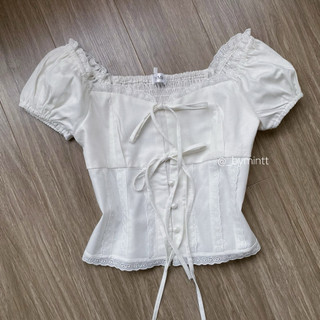 YONA TOP | Áo linen cột nơ, viền ren phối nút phong cách tiểu thư, nữ tính | ByMintt