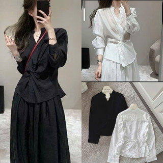 Áo sơ mi dài tay xoắn eo cổ V chất đũi mềm mát 247store Smdaitay2498