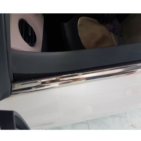 Nẹp chân kính inox xe Huyndai Avante - Giá 1 bộ 4 cửa