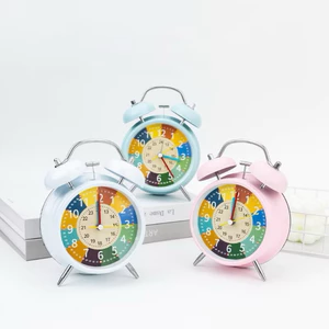 Đồng hồ báo thức để bàn chạy pin hai vỏ kim loại GD004
