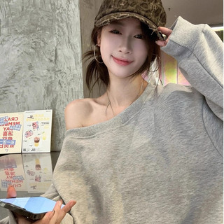 Áo sweater  trễ vai tay dài xám tiêu form rộng  hàn quốc mùa thu Eleclassm  local brand